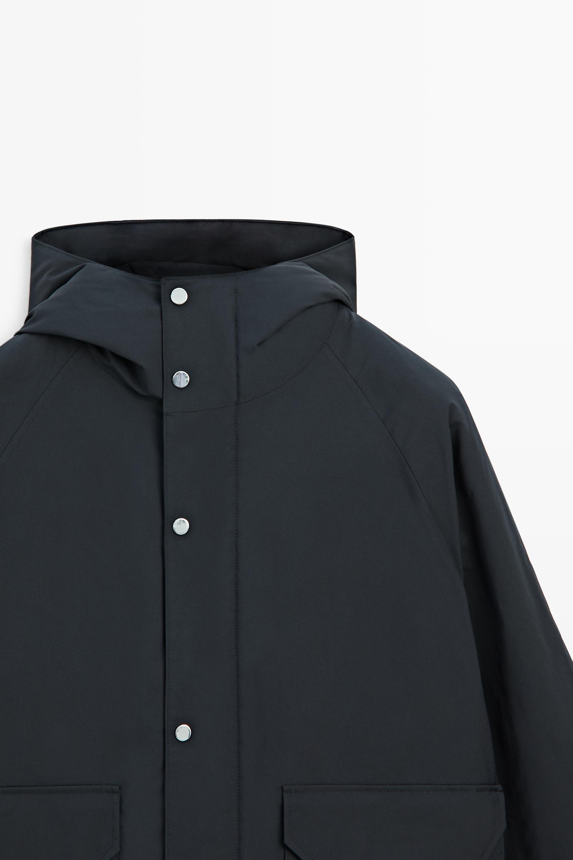 Short quilted parka with pocket details